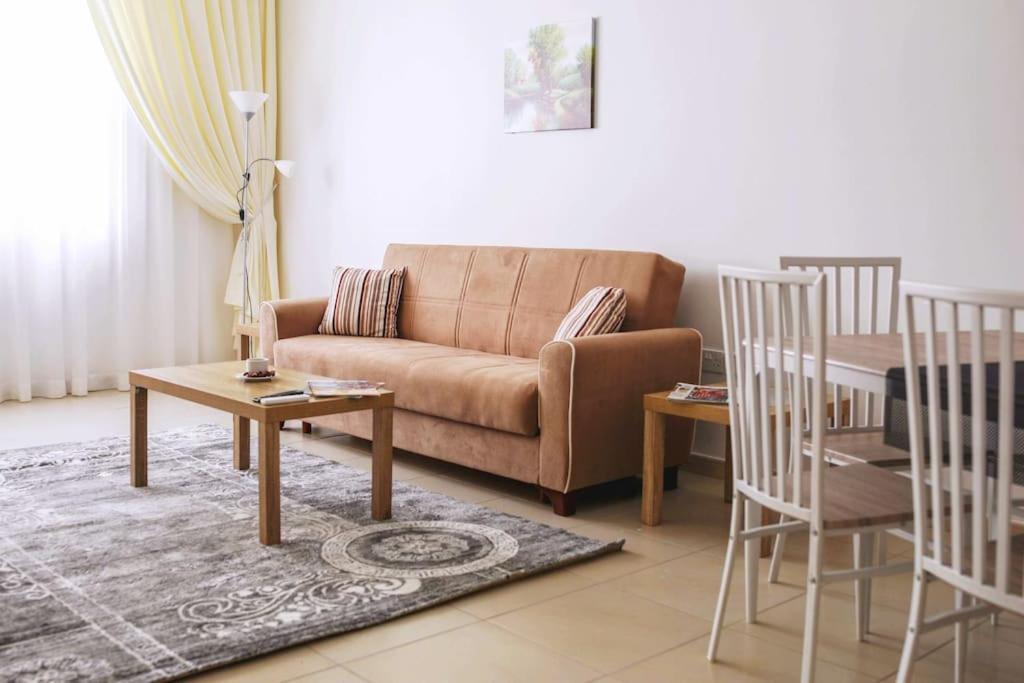 Spacious 3 Bedroom Apartm Front Apartment Abu Dhabi