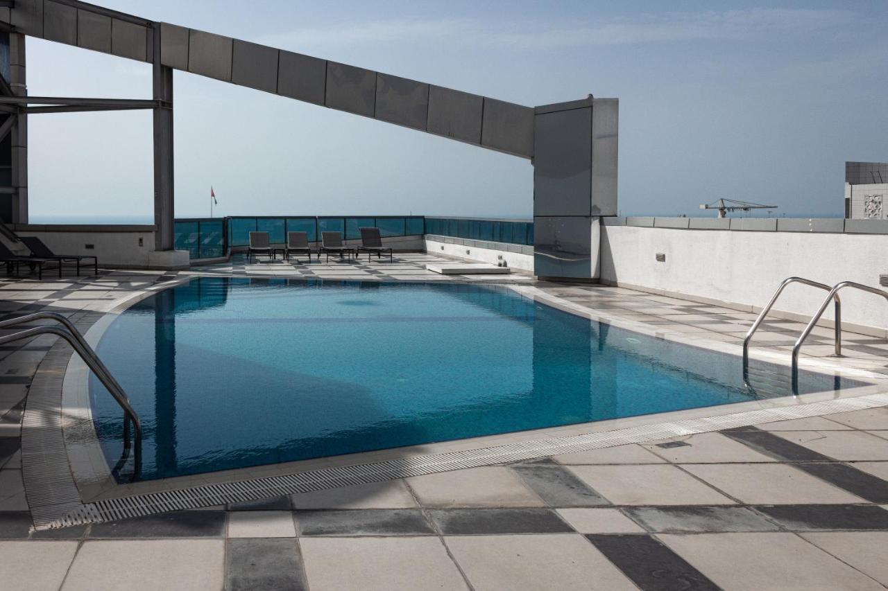 Spacious 3 Bedroom Apartm Front Abu Dhabi